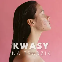 Kobieta z trądzikiem na twarzy, która może skorzystać z kuracji kwasami na trądzik.