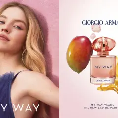 Sydney Sweeney w kampanii Giorgio Armani My Way. Flakon perfum z mango i kwiatem ylang-ylang.