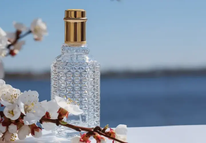 Woda perfumowana vs toaletowa: Która pachnie dłużej?