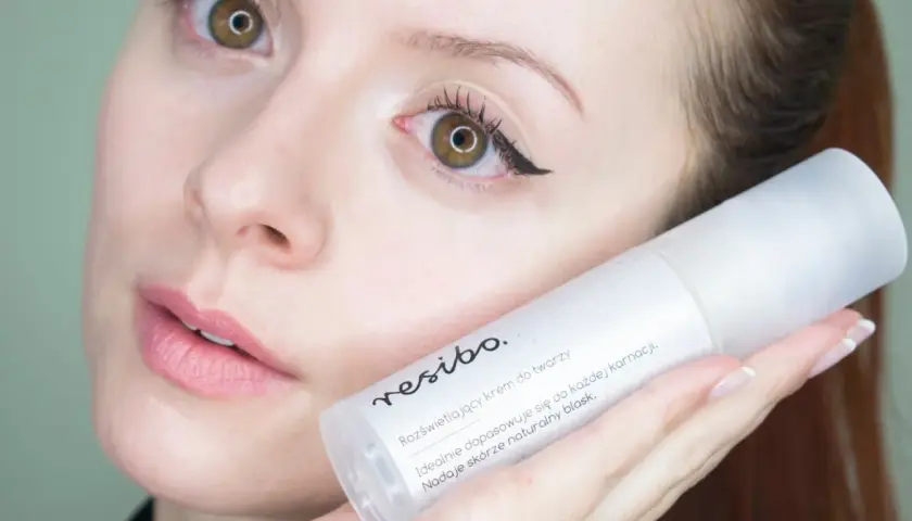 Resibo Glow Player vs Heyday: Który krem rozświetlający wybrać?