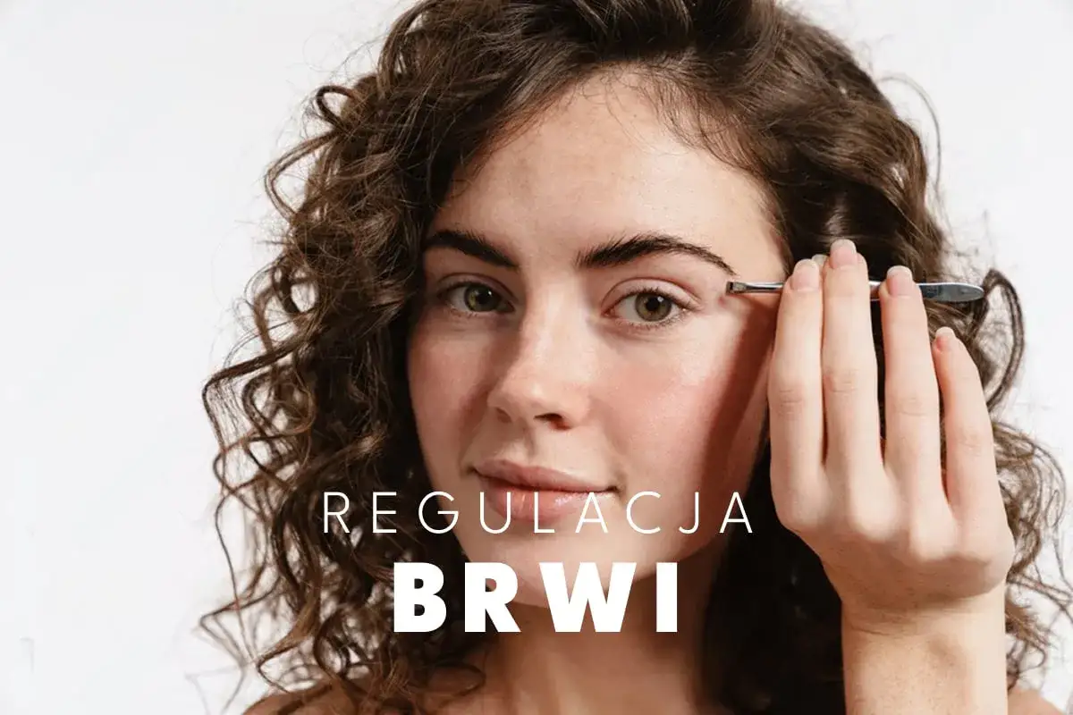 Kobieta precyzyjnie reguluje brwi pęsetą. Dowiedz się, jak wyregulować brwi dla idealnego kształtu.
