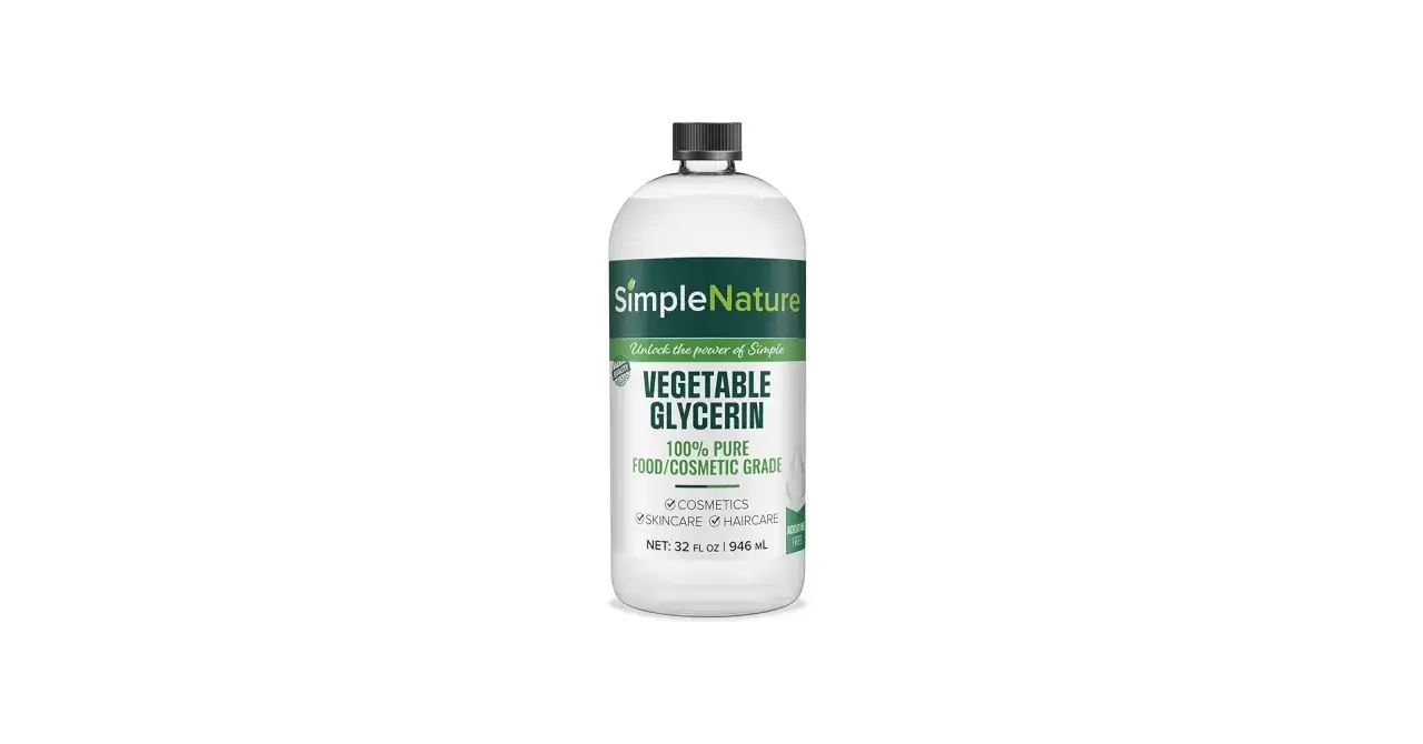 Butelka z przezroczystą cieczą, etykieta Simple Nature z napisem 